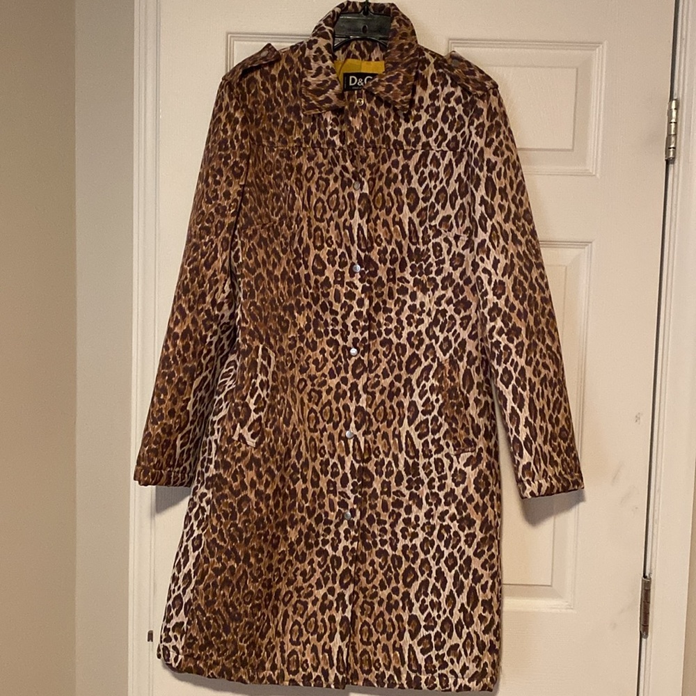 Authentic Dolce Gabbana D&G Leopard print jacket size 44
